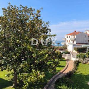 ISTRA, UMAG - Raskošna vila prvi red do mora!