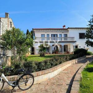 ISTRA, UMAG - Raskošna vila prvi red do mora!