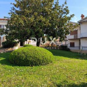 ISTRA, UMAG - Raskošna vila prvi red do mora!