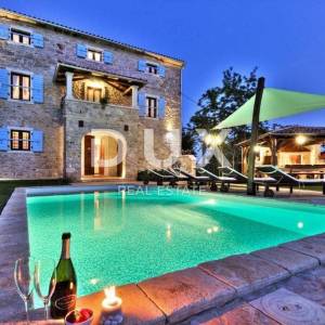 ISTRA, UMAG, SAVUDRIJA - Kamena samostojeća vila na osami