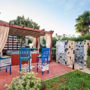 ISTRA, UMAG - Vila s bazenom