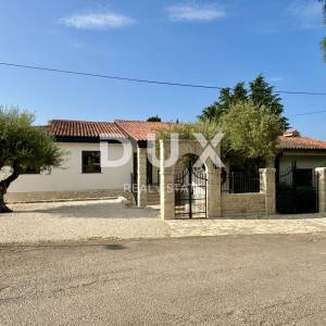 ISTRA, UMAG - Višeobiteljska kuća s bazenom blizu mora