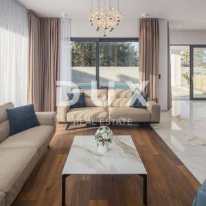 ISTRA, UMAG - Vrhunska vila izvrsnog dizajna nadomak plaže
