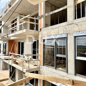 ISTRA, UMAG - Vrhunski 2S+DB s balkonom u novogradnji