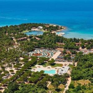 ISTRA, UMAG - Zemljište u T2 zoni, 650 m od mora