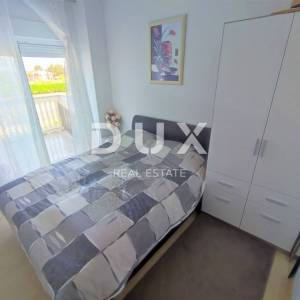 ISTRA, VALBANDON - Apartmanska kuća blizu mora sa 7 apartmana i ogromnom okućnicom
