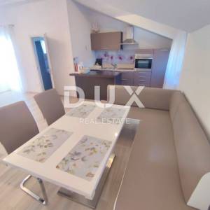ISTRA, VALBANDON - Apartmanska kuća blizu mora sa 7 apartmana i ogromnom okućnicom