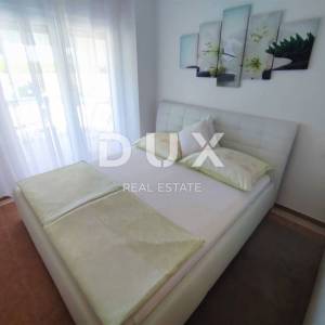 ISTRA, VALBANDON - Apartmanska kuća blizu mora sa 7 apartmana i ogromnom okućnicom