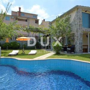 ISTRA, VALBANDON - Apartmanska kuća 897 m2 sa 9 apartmana!