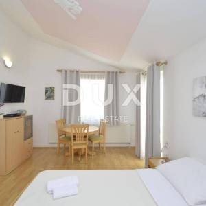 ISTRA, VALBANDON - Apartmanska kuća 897 m2 sa 9 apartmana!