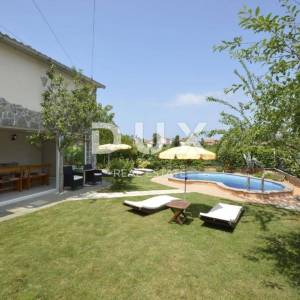 ISTRA, VALBANDON - Apartmanska kuća 897 m2 sa 9 apartmana!