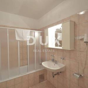 ISTRA, VALBANDON - Apartmanska kuća 897 m2 sa 9 apartmana!