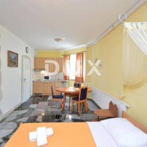 ISTRA, VALBANDON - Apartmanska kuća 897 m2 sa 9 apartmana!