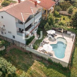 ISTRA, VALBANDON - Kuća sa 7 apartmana!