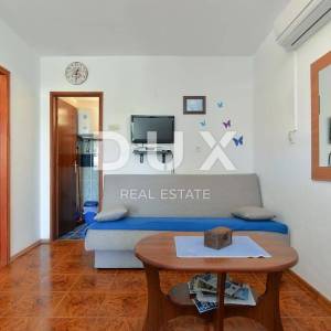 ISTRA, VALBANDON - Kuća sa 7 apartmana!