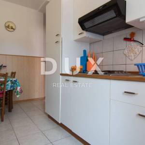 ISTRA, VALBANDON Prekrasna apartmanska kuća! 