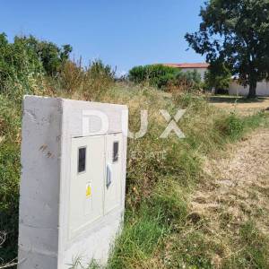 ISTRA, VIŠNJAN - Građevinsko zemljište na traženoj lokaciji