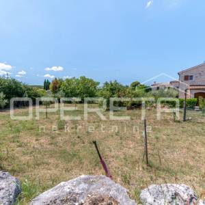 ISTRA, VIŠNJAN - Građevinsko zemljište s pogledom na more