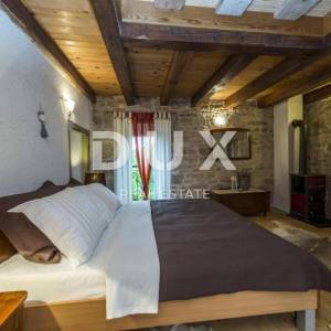ISTRA, VIŠNJAN - Istarska kamena kuća s bazenom za dugoročni najam!