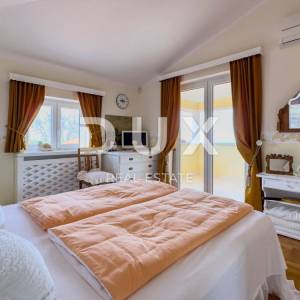 ISTRA, VIŠNJAN - Kamena ljepotica s panoramskim pogledom na more