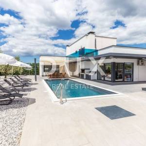ISTRA, VIŠNJAN - Moderna vila s bazenom