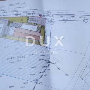 ISTRA, VIŠNJAN - Prostrano zemljište s projektom i prekrasnim pogledom na more