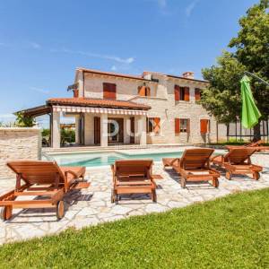 ISTRA, VIŠNJAN - Rustikalna kuća s bazenom
