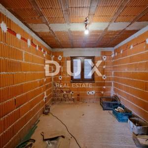 ISTRA, VIŠNJAN - Stan s garažom i pogledom na more u roh bau fazi