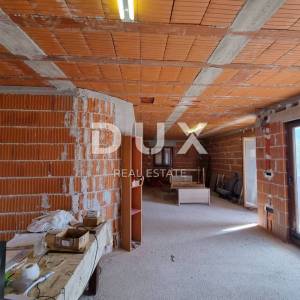 ISTRA, VIŠNJAN - Stan s garažom i pogledom na more u roh bau fazi