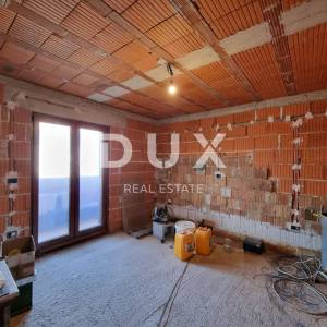 ISTRA, VIŠNJAN - Stan s garažom i pogledom na more u roh bau fazi