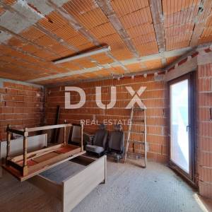 ISTRA, VIŠNJAN - Stan s garažom i pogledom na more u roh bau fazi