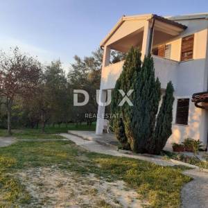 ISTRA, VIŽINADA - Apartmanska kuća s 5 apartmana, panoramski pogled