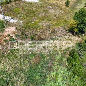 Istra, Vižinada-Građevinsko zemljište s projektom i dozvolom

