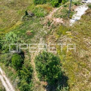 Istra, Vižinada-Građevinsko zemljište s projektom i dozvolom
