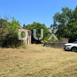 ISTRA, VIŽINADA - Prostrano autentično imanje