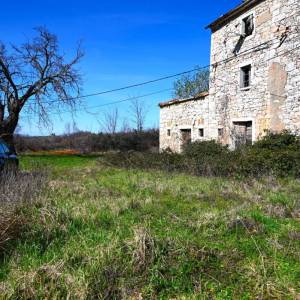 ISTRA, VIŽINADA Tražite istarsku stanciju? STOP!