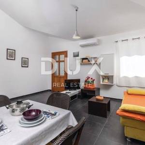 ISTRA, VODNJAN - Apartmanska kuća s unutarnjim bazenom
