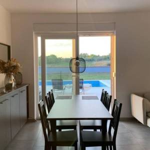 ISTRA, VODNJAN - Diskretna vila s maksimalnom privatnošću na TOP lokaciji do Fažane i Pule