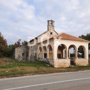 ISTRA, VODNJAN - Građevinsko zemljište za izgradnju obiteljske kuće, kuće za odmor ili vile s bazenom