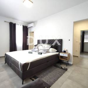 ISTRA, VODNJAN - Moderna villa 195m2, grijani bazen, sauna, jacuzzi, luksuzno namješten