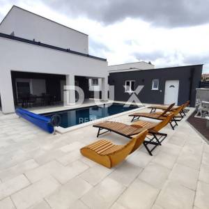 ISTRA, VODNJAN - Moderna villa 195m2, grijani bazen, sauna, jacuzzi, luksuzno namješten