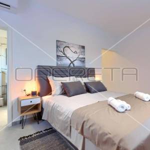Istra, Vodnjan-okolica, dvije kuće + konoba, prodaja u kompletu, mirna lokacija