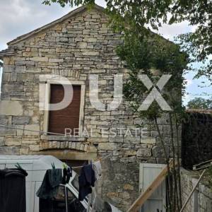 ISTRA, ŽMINJ - Dvije kamene kuće za renovaciju nadomak grada