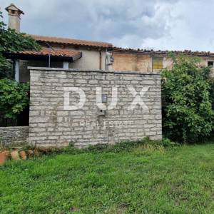 ISTRA, ŽMINJ - Dvojna kuća s pomoćnim objektom u mirnom selu