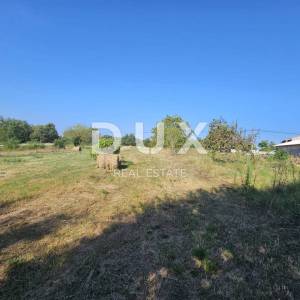 ISTRA, ŽMINJ - Građevinska parcela na mirnoj lokaciji! PRILIKA!