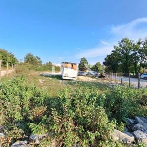 ISTRA, ŽMINJ - Građevinsko zemljište 1042m2!