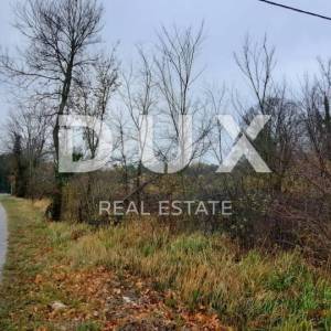 ISTRA, ŽMINJ - Građevinsko zemljište 1953 m2 u mirnom naselju nedaleko od centra