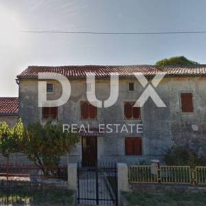 ISTRA, ŽMINJ Imanje za adaptaciju + građevinsko zemljište 3200 m2