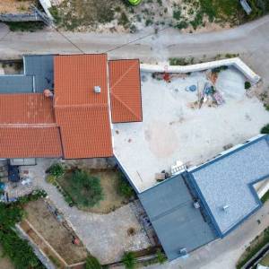 ISTRA,BALE (OKOLICA) - Dva renovirana stambena objekta na odličnoj lokaciji, prilika!