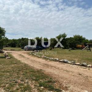 ISTRA,BARBAN-Predivno zemljište sportske namjene u blizini mora